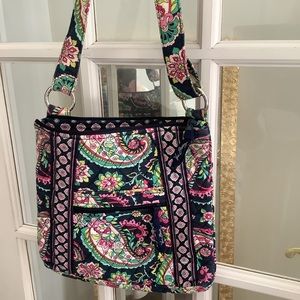 So pretty gently worn Vera Bradley bag